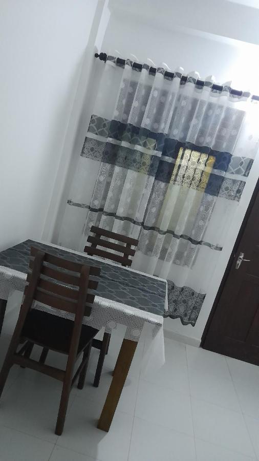 Villa 64 Katunayaka Bagian luar foto