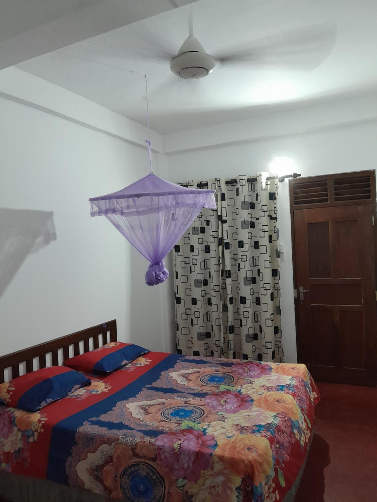 Villa 64 Katunayaka Ruang foto