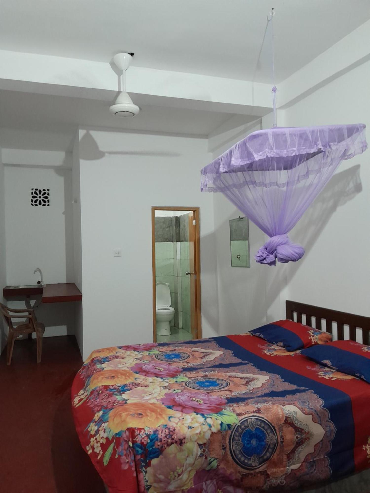 Villa 64 Katunayaka Ruang foto